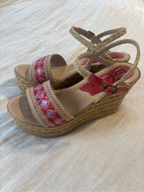 Sbicca Vintage Collection Espadrille Looking Boho Platform Sandals